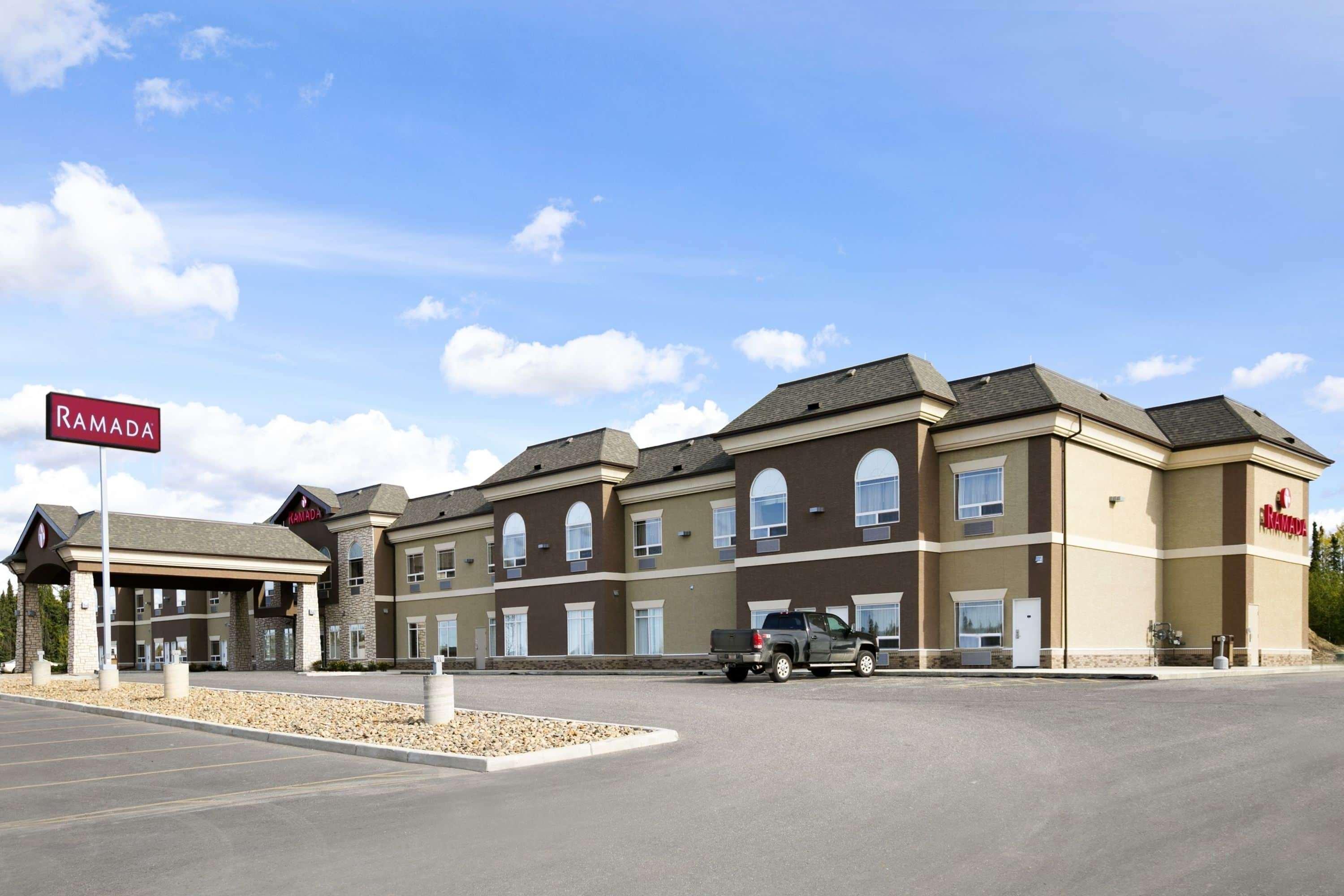 Hotel Ramada By Wyndham Conklin Exterior foto